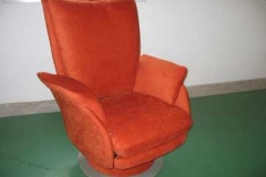 Neubezug eines modernen Designersessels, Bezug: Chenille